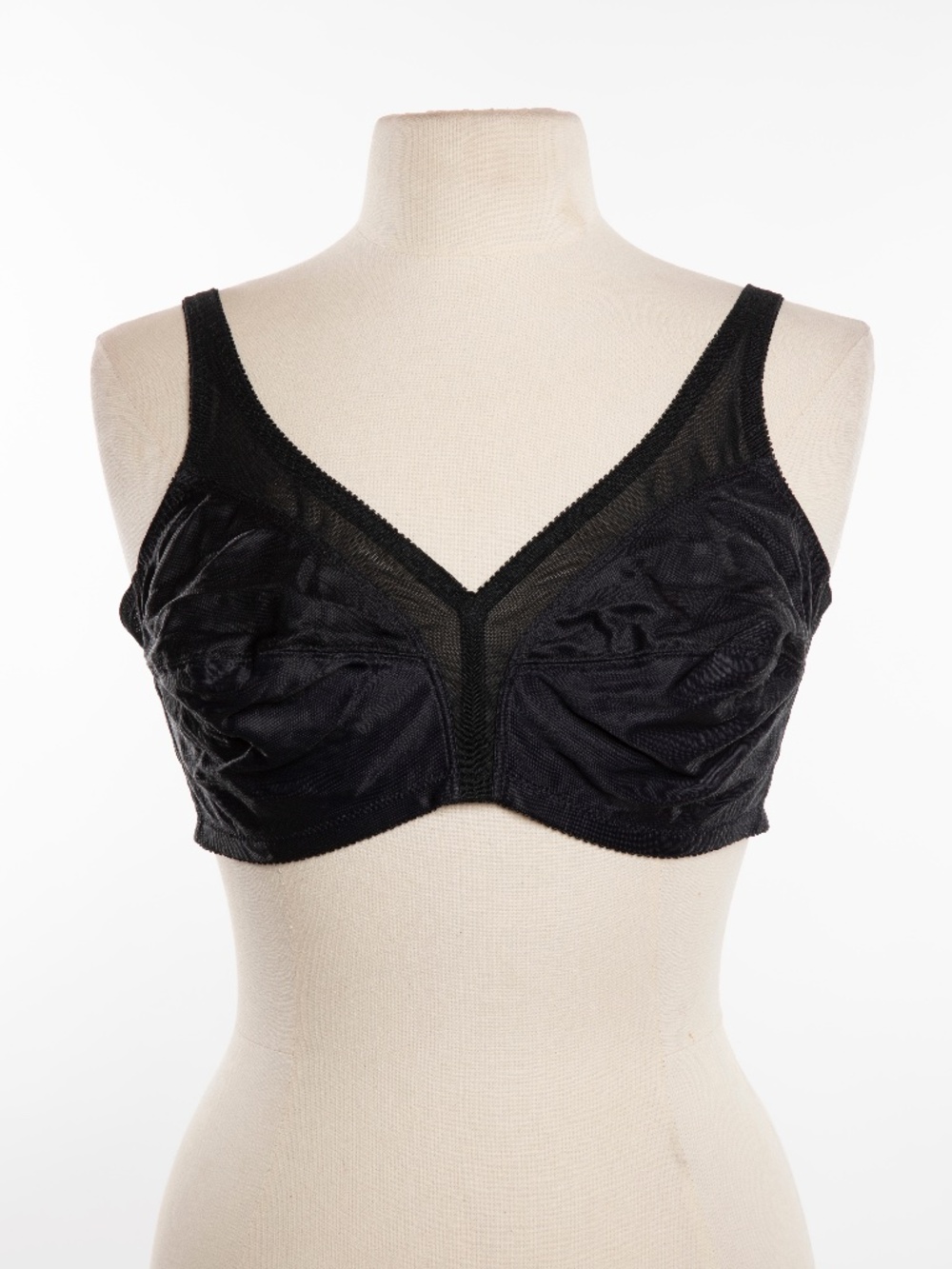 Vintage Bestform Black Women's Bra - 40C